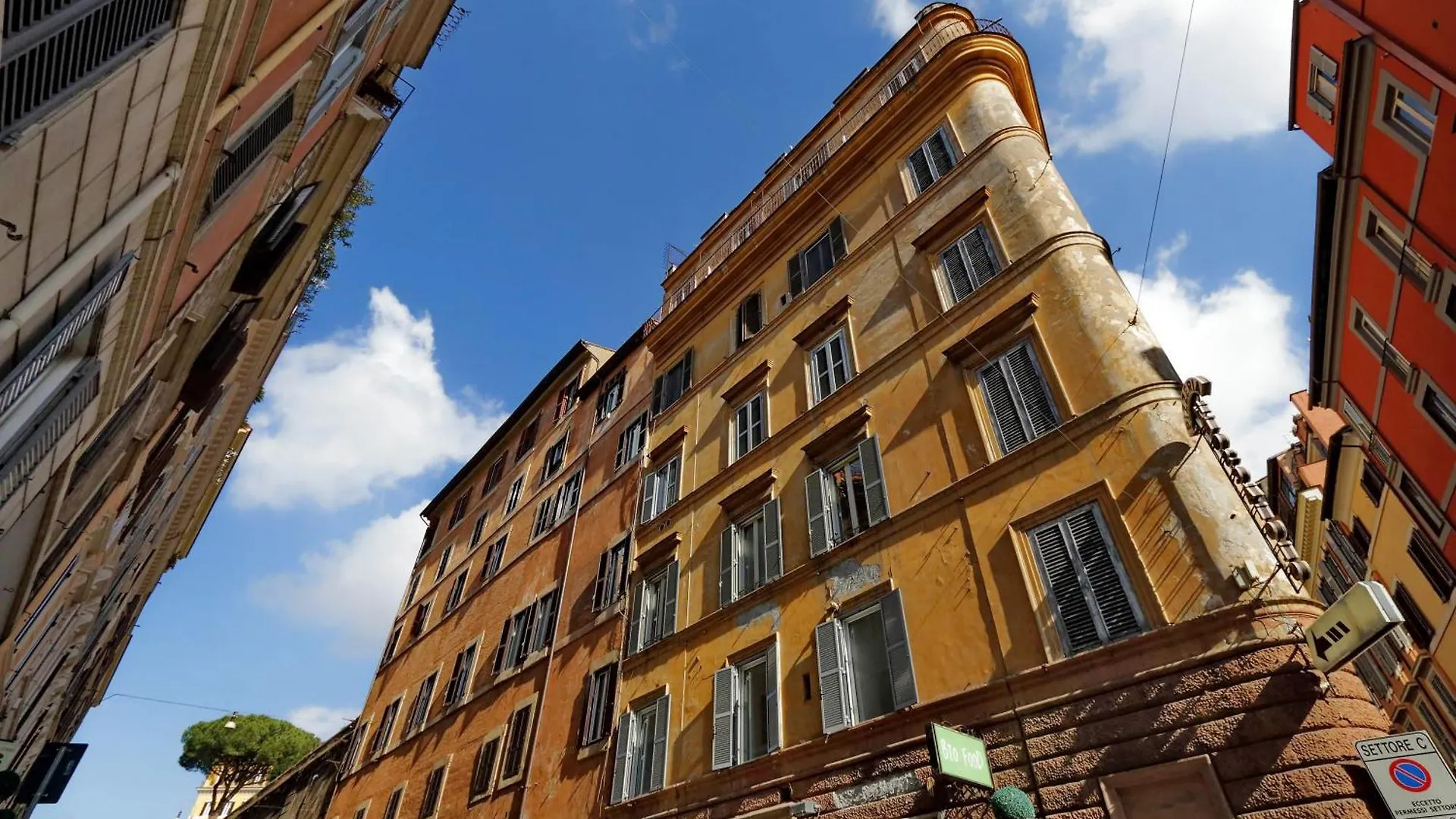 Casa Crispi By Hili Apartment Rome
